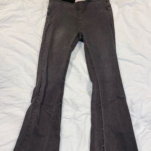 Black Flare Elastic Jeans